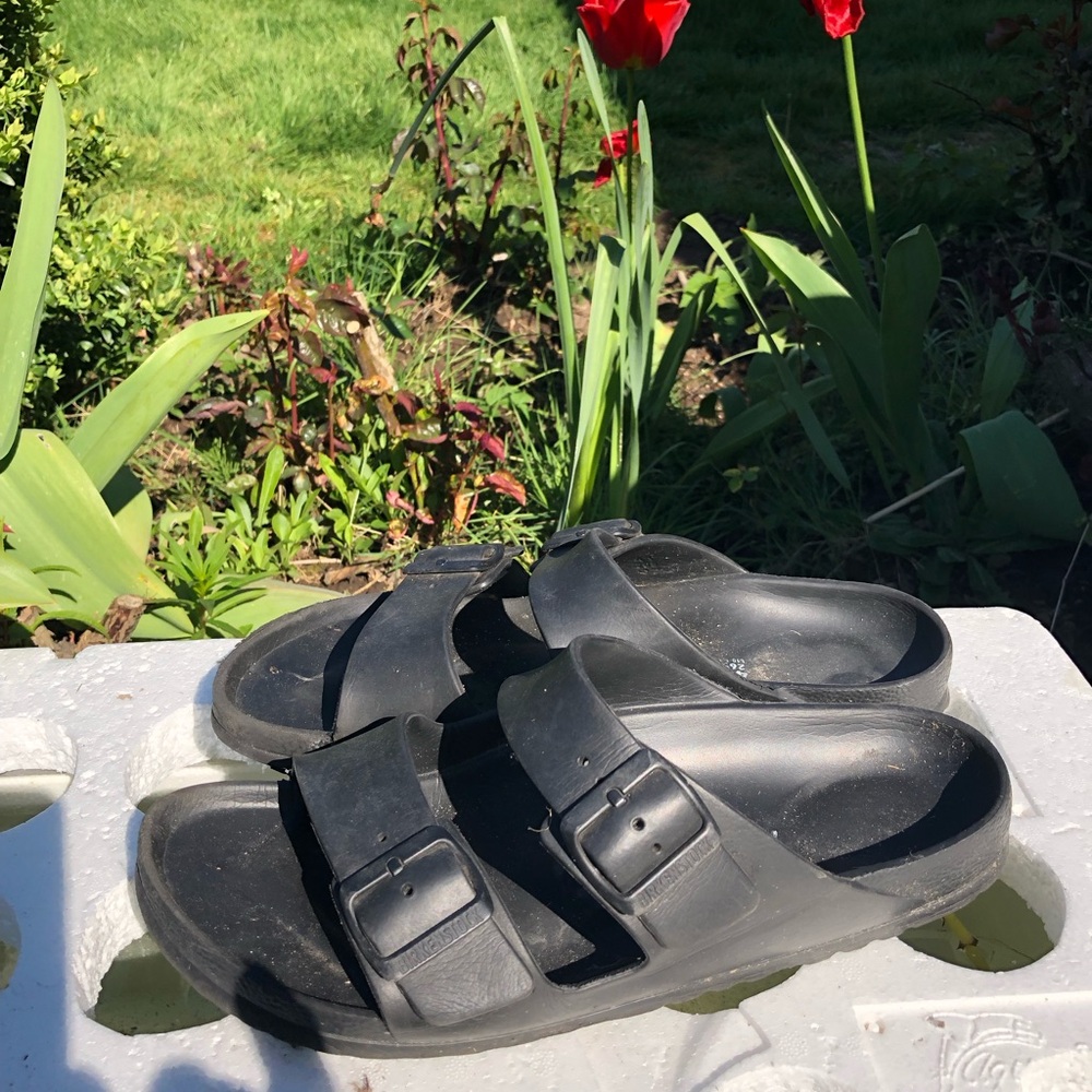 Birkenstock Arizona EVA Essential Unisex’s Black Rubber Sandals Size L10/M8